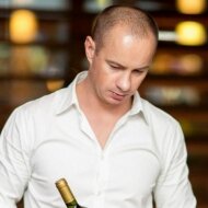 601137_619657814726786_674950775_n